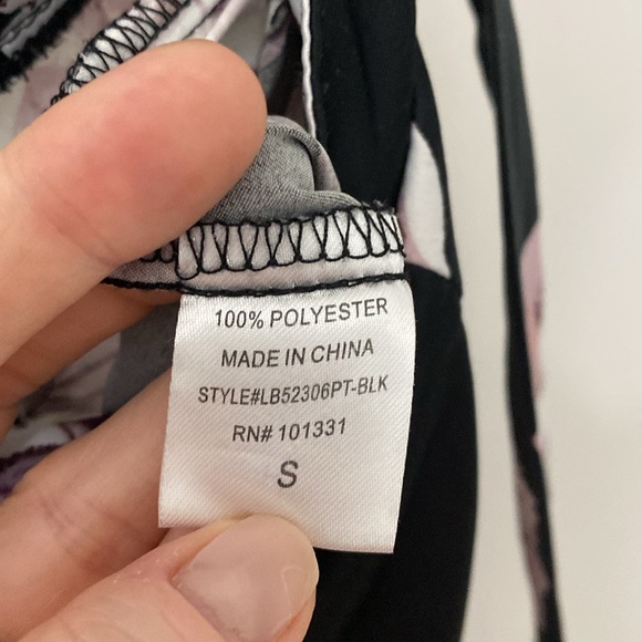 Charlotte Russe Flora Wide Leg Pants - Picture 4 of 5